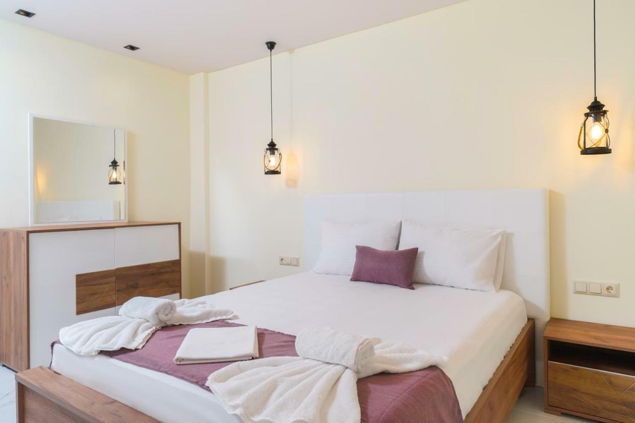 Eridon Suites ลิเมนาเรีย ภายนอก รูปภาพ