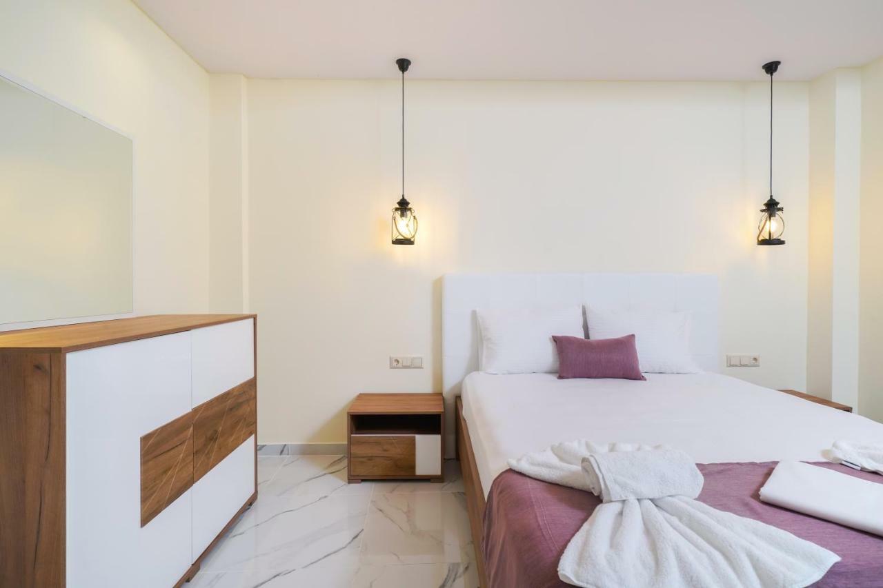 Eridon Suites ลิเมนาเรีย ภายนอก รูปภาพ