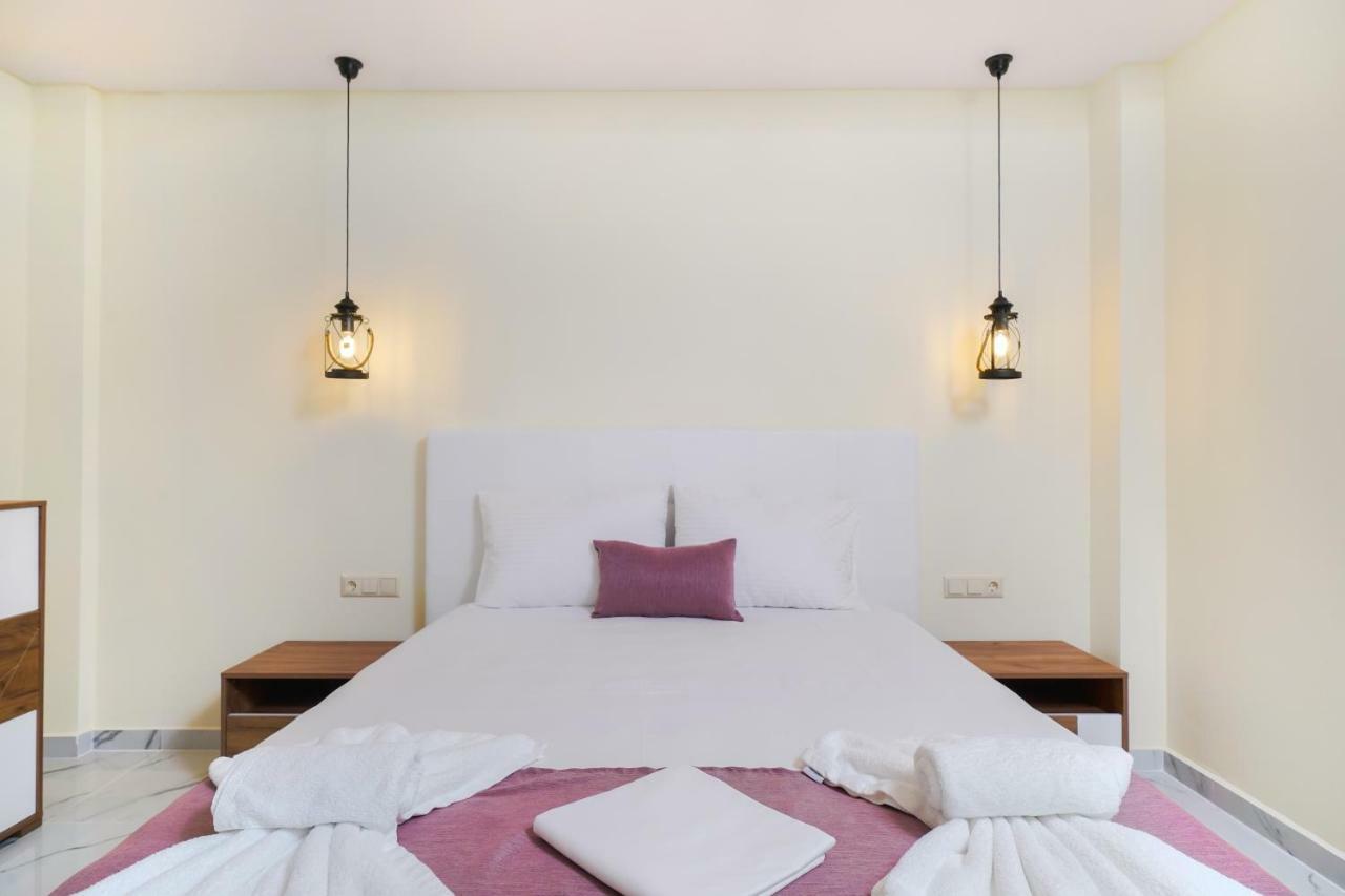 Eridon Suites ลิเมนาเรีย ภายนอก รูปภาพ
